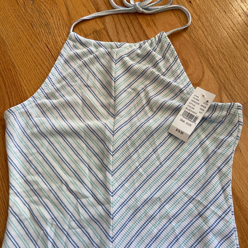 Pacsun cropped halter top